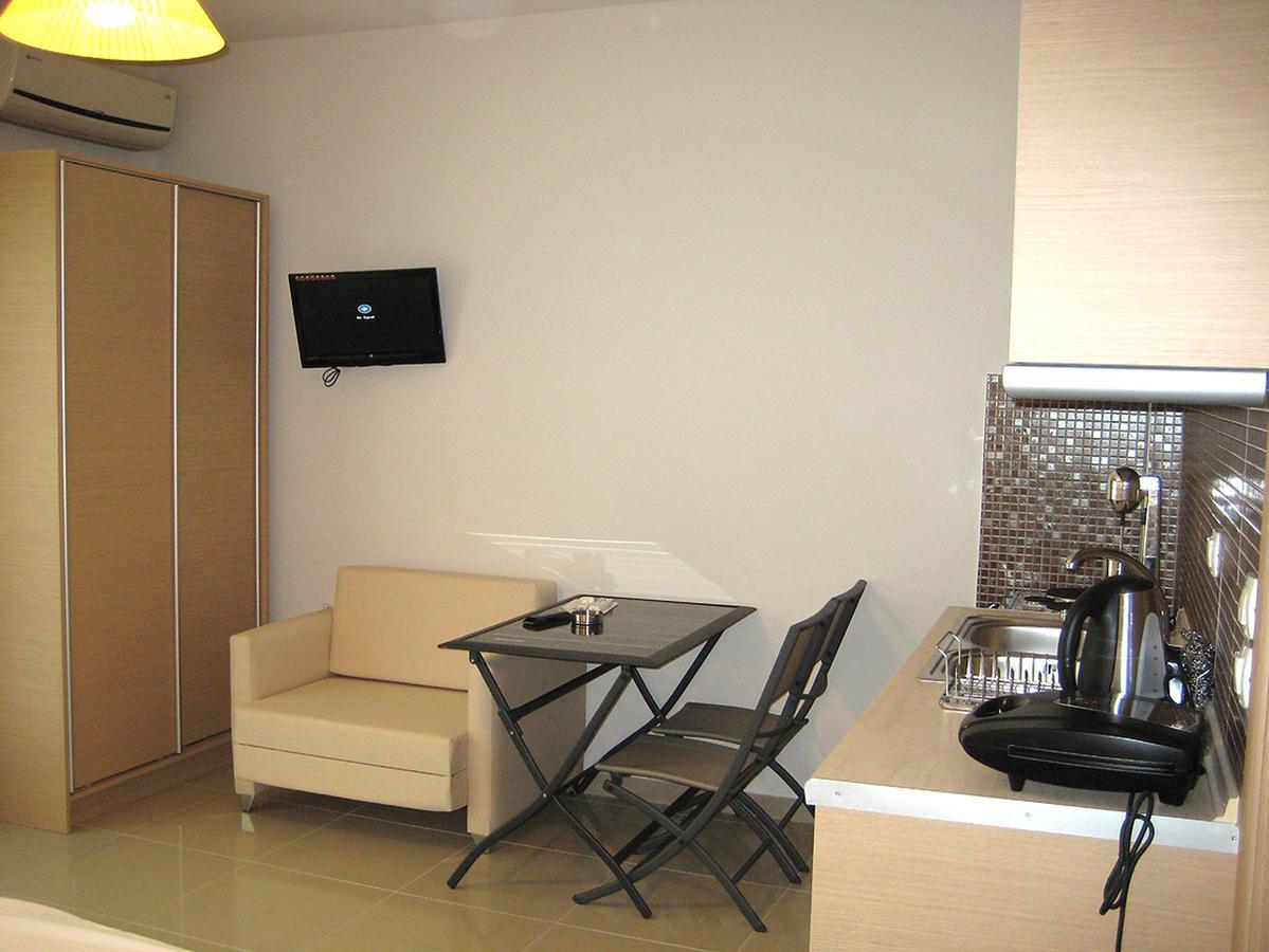 TETYK Keramoti Hotel Apartments Exterior foto